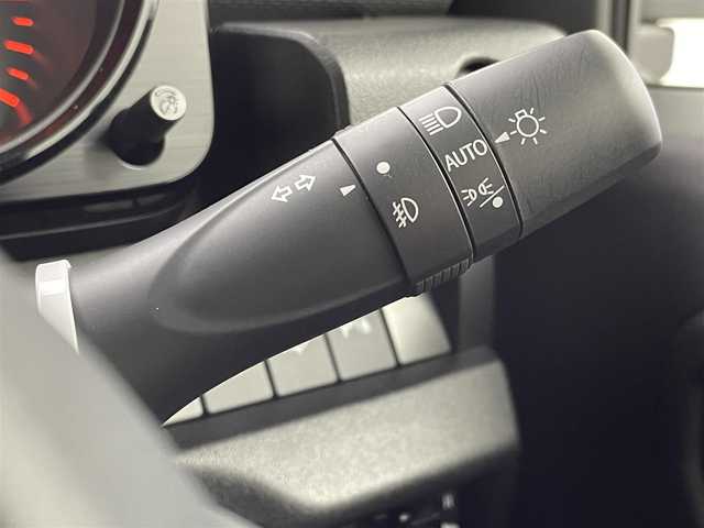 スズキ ジムニー XC 群馬県 2024(令6)年 0.2万km ブルーイッシュブラックパール3 禁煙車　純正ナビ　バックカメラ　Bluetooth　フルセグ　衝突軽減システム　クルーズコントロール　シートヒーター　ダウンヒルアシスト　横滑り防止装置　アイドリングストップ　車線逸脱警報　オートライト　LEDヘッドライト