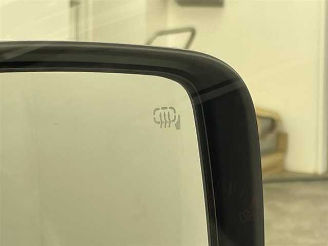 スズキ ジムニー XC 群馬県 2024(令6)年 0.2万km ブルーイッシュブラックパール3 禁煙車　純正ナビ　バックカメラ　Bluetooth　フルセグ　衝突軽減システム　クルーズコントロール　シートヒーター　ダウンヒルアシスト　横滑り防止装置　アイドリングストップ　車線逸脱警報　オートライト　LEDヘッドライト