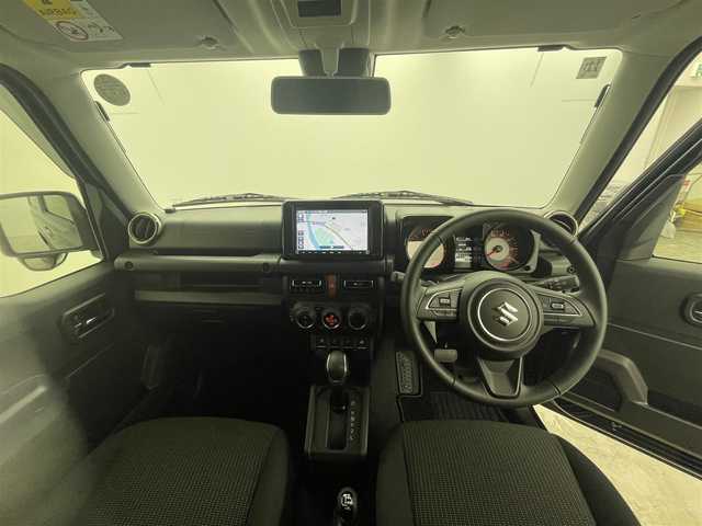 スズキ ジムニー XC 群馬県 2024(令6)年 0.2万km ブルーイッシュブラックパール3 禁煙車　純正ナビ　バックカメラ　Bluetooth　フルセグ　衝突軽減システム　クルーズコントロール　シートヒーター　ダウンヒルアシスト　横滑り防止装置　アイドリングストップ　車線逸脱警報　オートライト　LEDヘッドライト