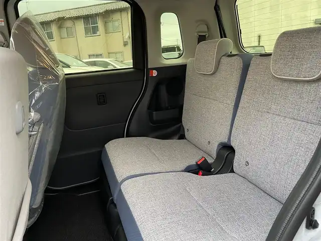 ダイハツ ムーヴ キャンバス ストライプス G 石川県 2024(令6)年 0.2万km シャイニングホワイトパール/レイクブルーメタリック 純正ディスプレイオーディオ/全方位カメラ/LEDヘッドライト/スマートアシスト/オートライト/両側パワースライドドア/レーンキープアシスト/クリアランスソナー/プッシュスタート/電動ミラー/ベンチシート/保証書