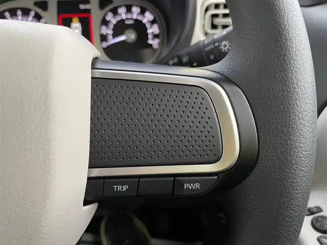 ダイハツ ムーヴ キャンバス ストライプス G 石川県 2024(令6)年 0.2万km シャイニングホワイトパール/レイクブルーメタリック 純正ディスプレイオーディオ/全方位カメラ/LEDヘッドライト/スマートアシスト/オートライト/両側パワースライドドア/レーンキープアシスト/クリアランスソナー/プッシュスタート/電動ミラー/ベンチシート/保証書