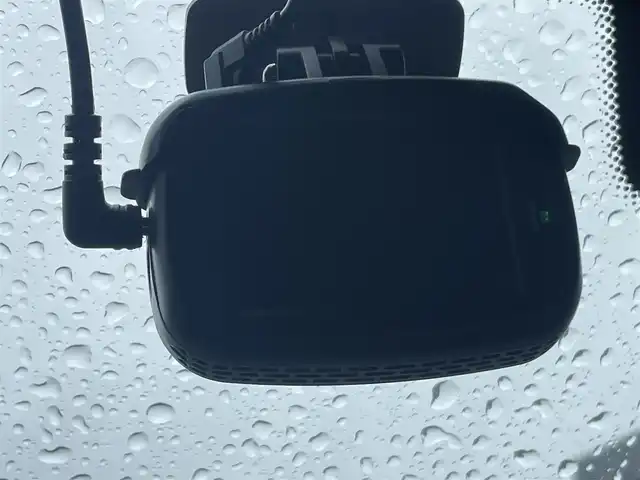 ＢＭＷ ５２３ｉ 栃木県 2018(平30)年 4.2万km 白 純正ナビ/(AM/FM/CD/DVD/Bluetooth/USB)/フルセグTV/全周囲カメラ /アンビエントライト /インテリジェントセーフティ /アダプティブクルーズコントロール /プッシュスタート /パワートランク /ヘッドアップディスプレイ /パワーシート/ミラーETC /コーナーセンサー