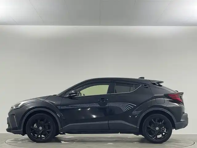 トヨタ Ｃ－ＨＲ G モード ネロ セーフティプラス 埼玉県 2021(令3)年 3万km ブラックマイカ 純正8インチナビ アラウンドビューモニター BSM レーダークルーズコントロール ハーフレザーシート ドライブレコーダー オートハイビーム コーナーセンサー Bluetooth スペアキー 衝突軽減