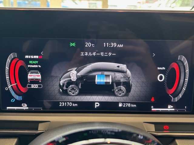 日産 オーラ ニスモ 埼玉県 2022(令4)年 2.4万km ダークメタルグレー/スーパーブラック2トーン プロパイロット　/純正メモリナビ　/　　BT/フルセグ/Apple Car Play/アラウンドビューモニター /LEDオートライト /ハーフレザーシート /純正17インチアルミホイール/デジタルインナーミラー /ステアリングスイッチ /ワイアレス充電 /USBポート/スマートキー2本/ETC2.0/禁煙車