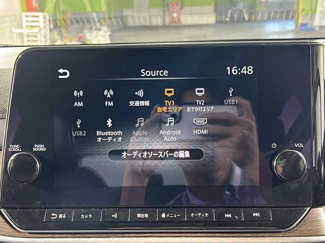 日産 オーラ G レザーエディション 沖縄県 2022(令4)年 2.4万km グレー 県外仕入/禁煙車/BOSEサウンド/純正SDナビ/USB/SD/BT/フルセグ/アラウンドビューモニター/ビルトインETC2.0/前後ドライブレコーダー/ワイヤレス充電/インテリジェントルームミラー/プロパイロット/エマージェンシーブレーキ/クリアランスソナー/横滑り防止装置/パーキングアシスト/ブラインドスポットモニター/アイドリングストップ/レザーシート/前席シートヒーター/オートマチックハイビーム/LEDヘッドライト/オートライト/純正17インチAW/プッシュスタート/スマートキー/保証書/取扱説明書