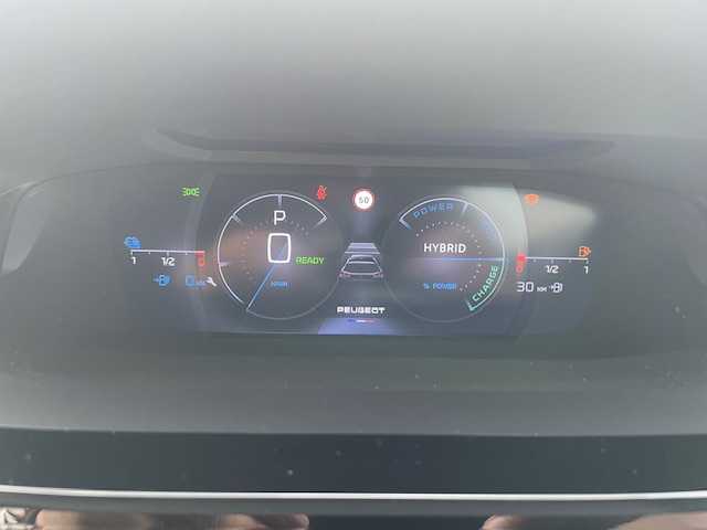 プジョー ３０８ SW GTハイブリッド 三重県 2022(令4)年 0.7万km パール レーンキープアシスト/ドライバーアテンションアラート/アクティブセーフティブレーキ/アクティブクルーズコントロール/レーンポジショニングアシスト/ブラインドスポットモニターロングレンジ/フロント/バックソナー/リアトラフィックアラート/パノラミックサンルーフ/360°ビジョン/純正メモリーナビゲーション/【Bluetooth/FM/AM】/ETC/前後ドライブレコーダー/ワイヤレス充電/パワーバックドア/パドルシフト/ステアリングヒーター/ハーフレザーシート/D席パワーシート/D/N席シートヒーター/オートライト/LEDヘッドランプ/225/40R18インチ純正AW/プッシュスタート/スマートキー/スペアキー/純正フロアマット