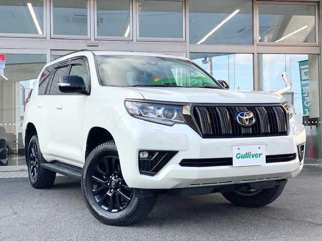 トヨタ ランドクルーザー プラド TX Lパッケージ ブラックED 青森県 2021(令3)年 2.2万km ホワイトパールクリスタルシャイン 寒冷地仕様/ワンオーナー/プリクラッシュセーフティ/アダプティブクルーズコントロール/オートマチックハイビーム/レーンアシスト/黒レザーシート/社外ナビ(BT/フルセグ/DVD/CD/ラジオ)/パワーシート(D/N)/バックカメラ/LEDヘッドライト/純正スマートキー一体型エンジンスターター /エアーシート/シートヒーター/ドライブレコーダー/トノカバー/オートライト/フォグライト/リヤフォグライト/ヘッドライトウォッシャー/スペアタイヤ/スペアキー/ETC/新車時保証書/取扱説明書
