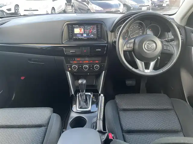 マツダ ＣＸ－５ 20S 沖縄県 2014(平26)年 7.3万km クリスタルホワイトパールマイカ (株)IDOMが運営する【じしゃロンコザ店】の自社ローン専用車両になりますこちらは現金またはオートローンご利用時の価格です。自社ローンご希望の方は別途その旨お申付け下さい/純正ナビ　/フルセグＴＶ　/Ｂｌｕｅｔｏｏｔｈ接続　/バックカメラ　/ＥＴＣ　/ＣＤ／ＤＶＤ接続　/クルーズコントロール　/プッシュスタート　/スマートキー　/スペアキー　/純正アルミホイール　/純正フロアマット