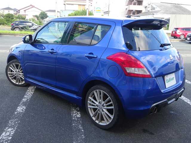 スズキ スイフト スポーツ 静岡県 2013(平25)年 5.2万km ブーストブルーパールメタリック ワンオーナー/禁煙車/KENWOOD SDナビ　MDVーZ704/（CD/DVD/SD REC/BT/USB/フルセグTV)/バックカメラ/プッシュスタート・スマートキー/クルーズコントロール/革巻きステアリングホイール/HIDヘッドライト/ETC/社外フロアマット/電動格納ミラー/スペアキー/保証書・取扱説明書