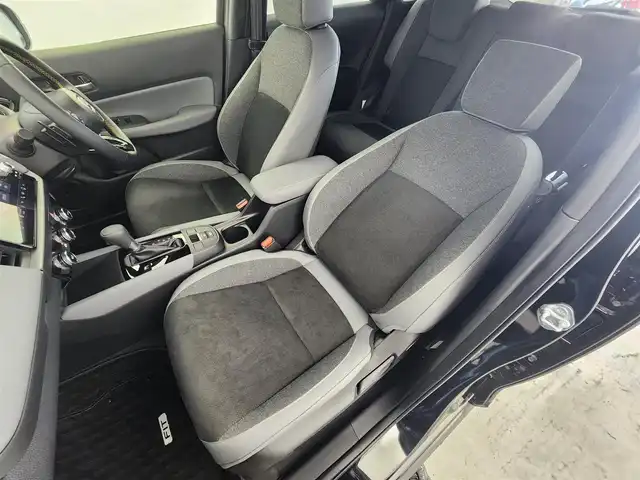 ホンダ フィット e:HEV RS 愛知県 2024(令6)年 0.2万km 黒 ホンダセンシング/　・衝突軽減ブレーキ/　・誤発進抑制機能/　・後方誤発進抑制機能/　・近距離衝突軽減ブレーキ/　・歩行者事故低減ステアリング/　・路外逸脱抑制機能/　・渋滞追従機能付アダプティブクルーズコントロール/　・車線維持支援システム/　・トラフィックジャムアシスト/　・先行車発進お知らせ機能/　・標識認識機能/　・オートハイビーム/純正ナビ/（Bluetooth/フルセグTV/USB）/バックカメラ/ETC2.0/ドライブレコーダー/ハーフレザー/オートライト/電子パーキング/オートホールド/ドアバイザー/純正フロアマット/パドルシフト/純正LEDライト