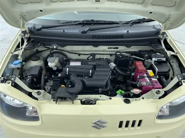 スズキ アルト L 千葉県 2020(令2)年 5.4万km シフォンアイボリーM セーフティサポート/・デュアルセンサーブレーキサポート/・誤発進抑制機能（後方含む）/・車線逸脱警報機能/・ふらつき警報機能/・先行車発進お知らせ機能/・ハイビームアシスト/・後退時ブレーキサポート/・リアパーキングセンサー/・オートライト/純正CD/キーレス/ヘッドライトレベライザー/電動格納ミラー