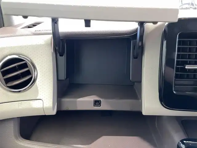 日産 モコ ドルチェX 鹿児島県 2015(平27)年 5.7万km アーバンブラウン 純正ナビ/(ワンセグ/Bluetooth/DVD/CD)/バックカメラ/オートライト/革巻きステアリング/ステアリングリモコン/ベンチシート/純正アルミホイール/純正フロアマット/フロントフォグライト/アイドリングストップ/スマートキー