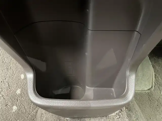 日産 モコ ドルチェX 鹿児島県 2015(平27)年 5.7万km アーバンブラウン 純正ナビ/(ワンセグ/Bluetooth/DVD/CD)/バックカメラ/オートライト/革巻きステアリング/ステアリングリモコン/ベンチシート/純正アルミホイール/純正フロアマット/フロントフォグライト/アイドリングストップ/スマートキー
