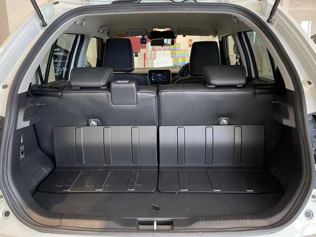 スズキ イグニス ハイブリッド F リミテッド 福井県 2016(平28)年 5万km ピュアホワイトP ４WD/ワンオーナー/純正7インチメモリーナビ/フルセグTV/BT/CD/DVD/USB/アラウンドビューモニター/セーフティサポート/・デュアルカメラブレーキサポート/・車線逸脱警報機能/・誤発進抑制機能/・ふらつき防止機能/クルーズコントロール/ETC/前後ドライブレコーダー/オートライト/オートハイビーム/LEDヘッドライト/レザーシート/シートヒーター/純正16インチアルミホイール/社外アルミホイール付スタッドレスタイヤ車載/純正フロアマット/MTモード付AT/パドルシフト