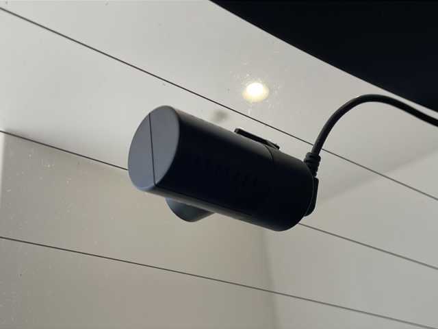 スズキ イグニス ハイブリッド F リミテッド 福井県 2016(平28)年 5万km ピュアホワイトP ４WD/ワンオーナー/純正7インチメモリーナビ/フルセグTV/BT/CD/DVD/USB/アラウンドビューモニター/セーフティサポート/・デュアルカメラブレーキサポート/・車線逸脱警報機能/・誤発進抑制機能/・ふらつき防止機能/クルーズコントロール/ETC/前後ドライブレコーダー/オートライト/オートハイビーム/LEDヘッドライト/レザーシート/シートヒーター/純正16インチアルミホイール/社外アルミホイール付スタッドレスタイヤ車載/純正フロアマット/MTモード付AT/パドルシフト