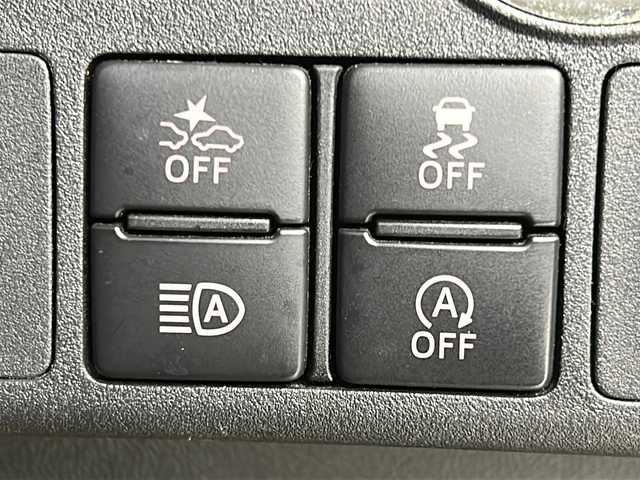 ダイハツ ウェイク G ターボ SA Ⅲ 宮城県 2018(平30)年 6.5万km パールホワイトⅢ 禁煙車/スマートアシストIII/・衝突回避支援/・車線逸脱警報/・オートハイビーム/純正8インチナビ/（BT.CD.DVD.HDMI.USB.SD）/地図SD無し/バックカメラ/フルセグテレビ/両側パワースライドドア/ETC/前方ドライブレコーダー/革巻きステアリング/ステアリングスイッチ/プッシュスタート/スマートキー/スペアキー/社外フロアマット/ロールサンシェード/LEDヘッドライト/LEDフォグランプ/社外16インチアルミホイール/純正14インチアルミホイール付き夏タイヤ積込/アイドリングストップ/横滑り防止機能