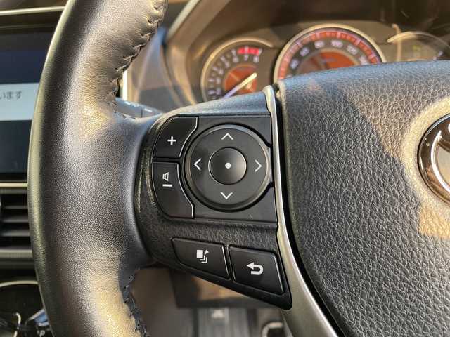 トヨタ エスクァイア Gi プレミアムパッケージ ブラックテーラード 千葉県 2020(令2)年 4.7万km ホワイトパールクリスタルシャイン 純正10インチメモリナビ/(フルセグTV/BT/CD/DVD/FM/AM)/衝突被害軽減システム/車線逸脱警報/バックカメラ/クルーズコントロール/フリップダウンモニター/両側パワースライドドア/横滑り防止装置/ETC/アイドリングストップ/LEDヘッドライト/フォグランプ/オートライト/ウィンカーミラー/電動格納ミラー/純正15インチAW/シートヒーター/シートリフター/ステアリングヒーター/プッシュスタート/スマートキー/フロアマット/スペアキー/保証書