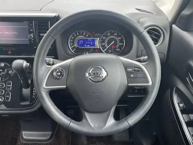 日産 デイズ ルークス ハイウェイスター Gターボ 岐阜県 2018(平30)年 7.3万km ホワイトパール (株)IDOMが運営する【じしゃロン多治見店】の自社ローン専用車両になります。こちらは現金またはオートローンご利用時の価格です。自社ローンご希望の方は別途その旨お申付け下さい。/ディーラーオプションナビ/　（Bluetooth/DVD/フルセグ）/アラウンドビューモニター/エマージェンシーブレーキ/レーンキープアシスト/クルーズコントロール/両側パワースライドドア/アイドリングストップ/オートハイビーム/オートライト/フォグランプ