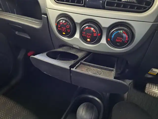 三菱 ｉ ＭｉＥＶ M 大阪府 2012(平24)年 7.2万km ホワイト /禁煙車//社外HDDナビ【VIE-X08S】/・フルTV/DVD/CD/SD//ETC//純正マット・バイザー//キーレス//充電機車載