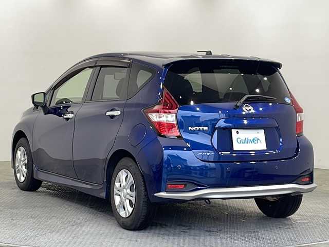 日産 ノート オーテック 栃木県 2019(令1)年 1.4万km オーロラフレアブルーパール 純正ディーラーナビ(MM319D-W)/(フルセグ・Bluetooth・CD・DVD・SD)/全方位カメラ/バックカメラ/衝突軽減ブレーキ/レーンキープアシスト/前後コーナーセンサー/オートマチックハイビーム/LEDヘッドライト/オートライト/フロントフォグランプ/前方ドライブレコーダー(DJX-D)/純正フロアマット/スマートルームミラー/ドアバイザー/ETC/アイドリングストップ/保証書
