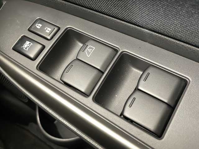 日産 ノート オーテック 栃木県 2019(令1)年 1.4万km オーロラフレアブルーパール 純正ディーラーナビ(MM319D-W)/(フルセグ・Bluetooth・CD・DVD・SD)/全方位カメラ/バックカメラ/衝突軽減ブレーキ/レーンキープアシスト/前後コーナーセンサー/オートマチックハイビーム/LEDヘッドライト/オートライト/フロントフォグランプ/前方ドライブレコーダー(DJX-D)/純正フロアマット/スマートルームミラー/ドアバイザー/ETC/アイドリングストップ/保証書