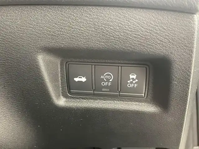 日産 スカイライン 200GT－t 岐阜県 2018(平30)年 10万km スーパーブラック 純正ナビ/CD/DVD/Bluetooth/AM/FM/USB/AUX/ワンセグTV/アラウンドビューモニター/コーナーセンサー/インテリジェントクルーズコントロール/パワーシート/レザーシート/ドライブモード/ステアリングスイッチ/革巻きステアリング/左右独立温度コントロール式フルオートエアコン/電動格納ミラー/オートワイパー/オートLEDヘッドライト/マニュアルモード付AT/パワーウィンドウ/スマートキー/プッシュスタート/純正フロアマット/純正17インチアルミホイール/ドアバイザー