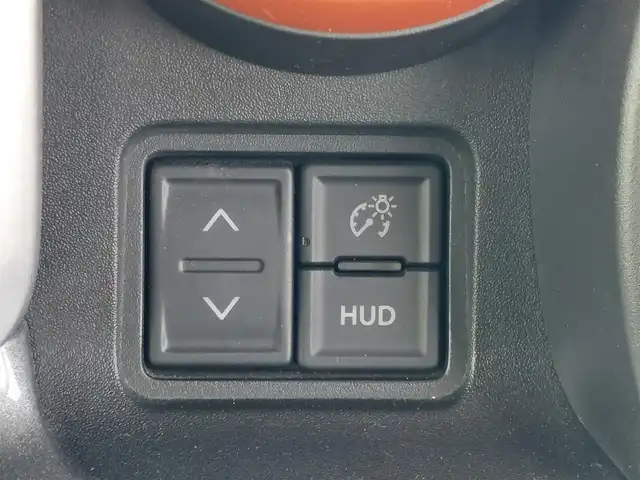 スズキ スペーシア ギア HYBRID XZ 東京都 2018(平30)年 3.3万km アクティブイエロー/ガンメタリック2トーン 純正8インチナビ/全方位モニター/ビルトインETC/ドライブレコーダー/ヘッドアップディスプレイ/両側パワースライドドア/シートヒーター/衝突軽減ブレーキ/レーンキープアシスト/コーナーセンサー/アイドリングストップ/ルーフレール/スマートキー/LEDヘッドライト