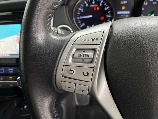 日産 エクストレイル 20X エマージェンシーブレーキ 鹿児島県 2014(平26)年 6.8万km ダークメタルグレー メーカーナビゲーション/フルセグ BT CD DVD FM AM/エマージェンシーブレーキ/全方位カメラ/パワーバックドア/クルーズコントロール/前方ドライブレコーダー/シートヒーター/カプロンシート/3列シート/アイドリングストップ/革巻きステアリング/ステアリングリモコン/純正フロアマット/純正17インチアルミホイール/AUTOライト/LEDヘッドライト/エンジンスタートボタン