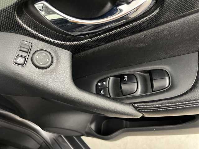 日産 エクストレイル 20X エマージェンシーブレーキ 鹿児島県 2014(平26)年 6.8万km ダークメタルグレー メーカーナビゲーション/フルセグ BT CD DVD FM AM/エマージェンシーブレーキ/全方位カメラ/パワーバックドア/クルーズコントロール/前方ドライブレコーダー/シートヒーター/カプロンシート/3列シート/アイドリングストップ/革巻きステアリング/ステアリングリモコン/純正フロアマット/純正17インチアルミホイール/AUTOライト/LEDヘッドライト/エンジンスタートボタン