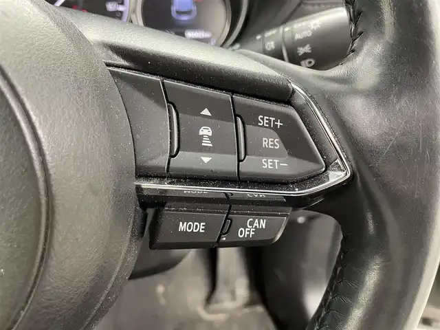 マツダ ＣＸ－５ XD プロアクティブ 福井県 2017(平29)年 5.5万km チタニウムフラッシュマイカ ディーゼル/4WD/純正マツダコネクトナビ/CD/DVD/フルセグTV/Bluetooth/USB/AUX/AM/FM/バックカメラ/サイドカメラ（左）/純正ビルトインETC2.0 /純正オプションドライブレコーダー/衝突軽減ブレーキ/ヘッドアップディスプレイ/レーンキープアシスト/クリアランスソナー /シートヒーター /ステアリングヒーター/ステアリングリモコン/革巻きステアリング/ステアリングチルド機構/ウィンカー/電動格納式ミラー/純正フロアマット/サイドバイザー