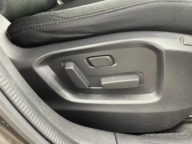 マツダ ＣＸ－５ XD プロアクティブ 福井県 2017(平29)年 5.5万km チタニウムフラッシュマイカ ディーゼル/4WD/純正マツダコネクトナビ/CD/DVD/フルセグTV/Bluetooth/USB/AUX/AM/FM/バックカメラ/サイドカメラ（左）/純正ビルトインETC2.0 /純正オプションドライブレコーダー/衝突軽減ブレーキ/ヘッドアップディスプレイ/レーンキープアシスト/クリアランスソナー /シートヒーター /ステアリングヒーター/ステアリングリモコン/革巻きステアリング/ステアリングチルド機構/ウィンカー/電動格納式ミラー/純正フロアマット/サイドバイザー