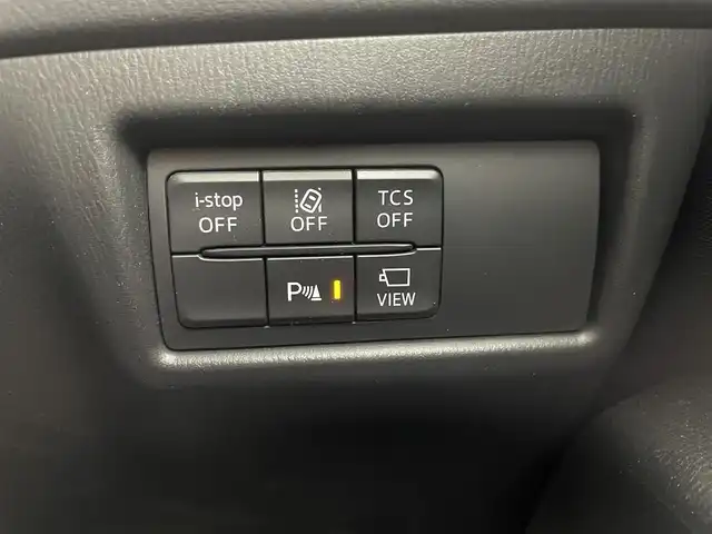マツダ ＣＸ－５ XD プロアクティブ 福井県 2017(平29)年 5.5万km チタニウムフラッシュマイカ ディーゼル/4WD/純正マツダコネクトナビ/CD/DVD/フルセグTV/Bluetooth/USB/AUX/AM/FM/バックカメラ/サイドカメラ（左）/純正ビルトインETC2.0 /純正オプションドライブレコーダー/衝突軽減ブレーキ/ヘッドアップディスプレイ/レーンキープアシスト/クリアランスソナー /シートヒーター /ステアリングヒーター/ステアリングリモコン/革巻きステアリング/ステアリングチルド機構/ウィンカー/電動格納式ミラー/純正フロアマット/サイドバイザー