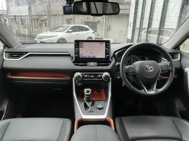 トヨタ ＲＡＶ４ アドベンチャー 佐賀県 2020(令2)年 5.1万km アーバンカーキ トヨタセーフティセンス/・プリクラッシュセーフティ/・レーダークルーズコントロール/・レーントレーシングアシスト/・オートマチックハイビーム/ブラインドスポットモニター/リヤクロストラフィックオートブレーキ/純正ディスプレイオーディオ/・ナビ/バックカメラ/・フルセグTV/BT/TVキャンセラー/前後ドライブレコーダー(ZDR026)/純正19インチAW/合皮シート/パワーシート/LEDヘッドライト/オートライト/フォグランプ/ETC/電動パーキングスイッチ/ドライブモードセレクト/スペアキー×１/取扱説明書/保証書