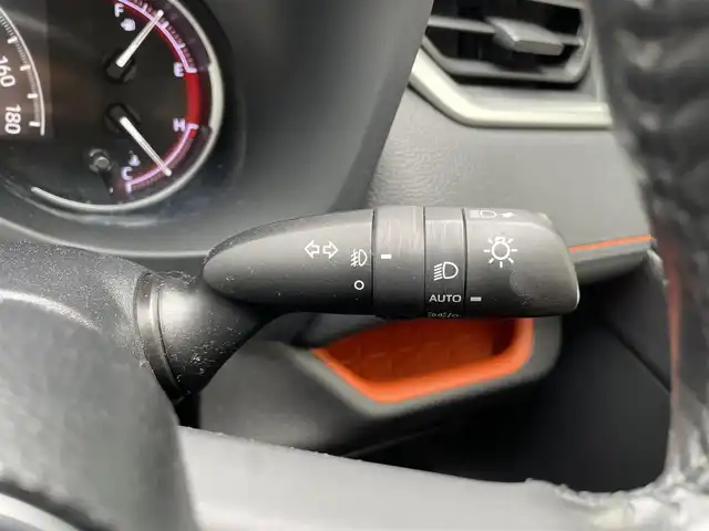 トヨタ ＲＡＶ４ アドベンチャー 佐賀県 2020(令2)年 5.1万km アーバンカーキ トヨタセーフティセンス/・プリクラッシュセーフティ/・レーダークルーズコントロール/・レーントレーシングアシスト/・オートマチックハイビーム/ブラインドスポットモニター/リヤクロストラフィックオートブレーキ/純正ディスプレイオーディオ/・ナビ/バックカメラ/・フルセグTV/BT/TVキャンセラー/前後ドライブレコーダー(ZDR026)/純正19インチAW/合皮シート/パワーシート/LEDヘッドライト/オートライト/フォグランプ/ETC/電動パーキングスイッチ/ドライブモードセレクト/スペアキー×１/取扱説明書/保証書