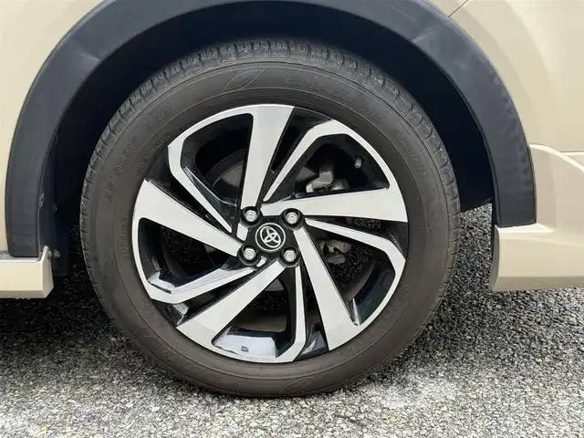 トヨタ ライズ Z 千葉県 2021(令3)年 4.6万km ナチュラルベージュマイカM 純正9インチディスプレイオーディオ/フルセグTV/BT/USB/ワンオーナー/レーダークルーズコントロール/ドライブレコーダー/シートヒーター/ETC2.0/ブラインドスポットモニター/トヨタセーフティセンス/オートライト/LEDヘッドライト/フォグランプ/バックフォグ/社外AW付スタッドレス4本/純正17インチAW/スマートキー/プッシュスタート