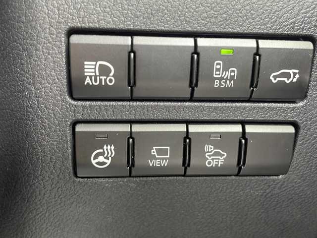 レクサス ＮＸ 300h Fスポーツ 山梨県 2019(令1)年 6.6万km ホワイトノーヴァガラスフレーク ４WD/ガラスルーフ　/純正１０．３型ナビ　/アランドビュー　/ワンオーナー　/黒レザーシート　/ＥＴＣ２．０　/フルセグ　/Ｂｌｕｅｔｏｏｔｈ　/前後ドラレコ　/前席温冷シート　/電動リアゲート　/レークル