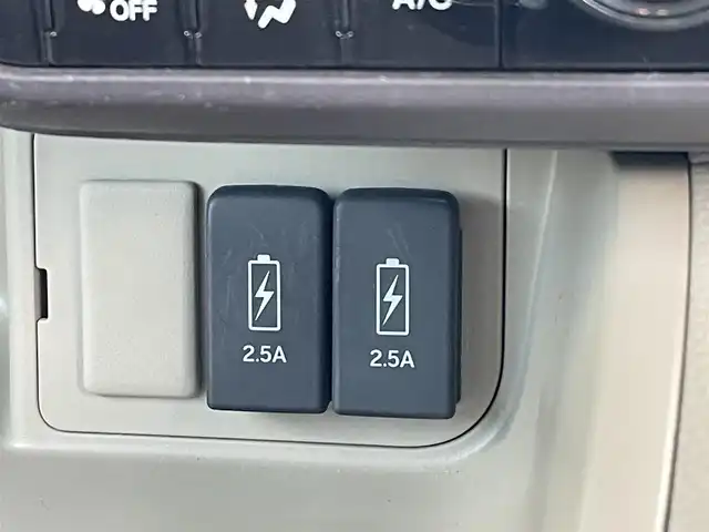 ホンダ Ｎ ＢＯＸ G L ホンダセンシング 青森県 2019(平31)年 5.2万km プラチナホワイトパール ４WD/社外ナビ/フルセグTV/CD/DVD/BT/片側パワースライドドア/ETC/レーンアシスト/衝突被害軽減システム/クルーズコントロール/LEDヘッドライト/オートライト/14インチ社外AW付サマータイヤ積込