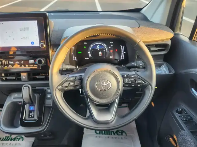 トヨタ シエンタ ハイブリッド Z 群馬県 2023(令5)年 6万km スカーレットメタリック 〇8インチディスプレイオーディオ	/〇両側パワースライドドア		/〇ビルトインETC2.0				/〇パノラミックビューモニター		/〇セーフティセンス	/〇プリクラッシュセーフティシステム/〇レーダークルーズコントロール	/〇パーキングサポートブレーキ		/〇ブラインドスポットモニター				/〇アクセサリーコンセント/〇革巻きステアリング/〇LEDヘッドランプ		/〇消臭撥水撥油機能付きファブリックシート		/〇スマートエントリー/スタートシステム		/〇通信用USBタイプA/充電用USBタイプC		/〇禁煙車