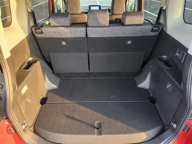 トヨタ シエンタ ハイブリッド Z 群馬県 2023(令5)年 6万km スカーレットメタリック 〇8インチディスプレイオーディオ	/〇両側パワースライドドア		/〇ビルトインETC2.0				/〇パノラミックビューモニター		/〇セーフティセンス	/〇プリクラッシュセーフティシステム/〇レーダークルーズコントロール	/〇パーキングサポートブレーキ		/〇ブラインドスポットモニター				/〇アクセサリーコンセント/〇革巻きステアリング/〇LEDヘッドランプ		/〇消臭撥水撥油機能付きファブリックシート		/〇スマートエントリー/スタートシステム		/〇通信用USBタイプA/充電用USBタイプC		/〇禁煙車