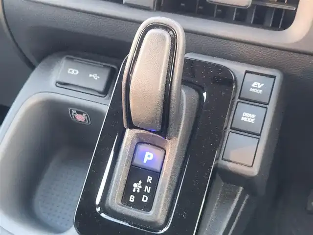 トヨタ シエンタ ハイブリッド Z 群馬県 2023(令5)年 6万km スカーレットメタリック 〇8インチディスプレイオーディオ	/〇両側パワースライドドア		/〇ビルトインETC2.0				/〇パノラミックビューモニター		/〇セーフティセンス	/〇プリクラッシュセーフティシステム/〇レーダークルーズコントロール	/〇パーキングサポートブレーキ		/〇ブラインドスポットモニター				/〇アクセサリーコンセント/〇革巻きステアリング/〇LEDヘッドランプ		/〇消臭撥水撥油機能付きファブリックシート		/〇スマートエントリー/スタートシステム		/〇通信用USBタイプA/充電用USBタイプC		/〇禁煙車