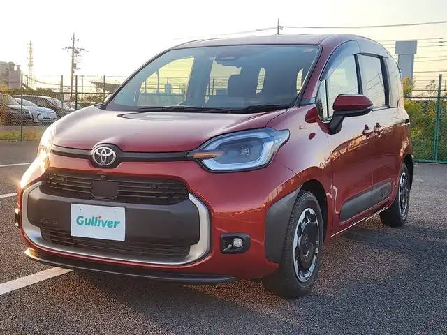 トヨタ シエンタ ハイブリッド Z 群馬県 2023(令5)年 6万km スカーレットメタリック 〇8インチディスプレイオーディオ	/〇両側パワースライドドア		/〇ビルトインETC2.0				/〇パノラミックビューモニター		/〇セーフティセンス	/〇プリクラッシュセーフティシステム/〇レーダークルーズコントロール	/〇パーキングサポートブレーキ		/〇ブラインドスポットモニター				/〇アクセサリーコンセント/〇革巻きステアリング/〇LEDヘッドランプ		/〇消臭撥水撥油機能付きファブリックシート		/〇スマートエントリー/スタートシステム		/〇通信用USBタイプA/充電用USBタイプC		/〇禁煙車