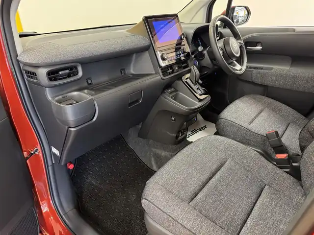 トヨタ シエンタ ハイブリッド Z 群馬県 2023(令5)年 6万km スカーレットメタリック 純正8インチディスプレイオーディオ	/（AM/FM/BT）/両側パワースライドドア		/ビルトインETC2.0				/パノラミックビューモニター		/セーフティセンス	/プリクラッシュセーフティシステム/レーダークルーズコントロール	/パーキングサポートブレーキ		/ブラインドスポットモニター				/アクセサリーコンセント/革巻きステアリング/LEDヘッドランプ		/消臭撥水撥油機能付きファブリックシート		/スマートエントリー/スタートシステム		/通信用USBタイプA/充電用USBタイプC		/禁煙車