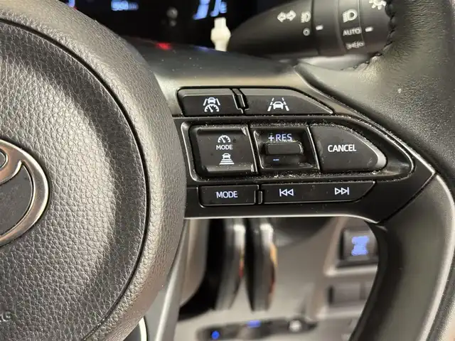 トヨタ シエンタ ハイブリッド Z 群馬県 2023(令5)年 6万km スカーレットメタリック 純正8インチディスプレイオーディオ	/（AM/FM/BT）/両側パワースライドドア		/ビルトインETC2.0				/パノラミックビューモニター		/セーフティセンス	/プリクラッシュセーフティシステム/レーダークルーズコントロール	/パーキングサポートブレーキ		/ブラインドスポットモニター				/アクセサリーコンセント/革巻きステアリング/LEDヘッドランプ		/消臭撥水撥油機能付きファブリックシート		/スマートエントリー/スタートシステム		/通信用USBタイプA/充電用USBタイプC		/禁煙車