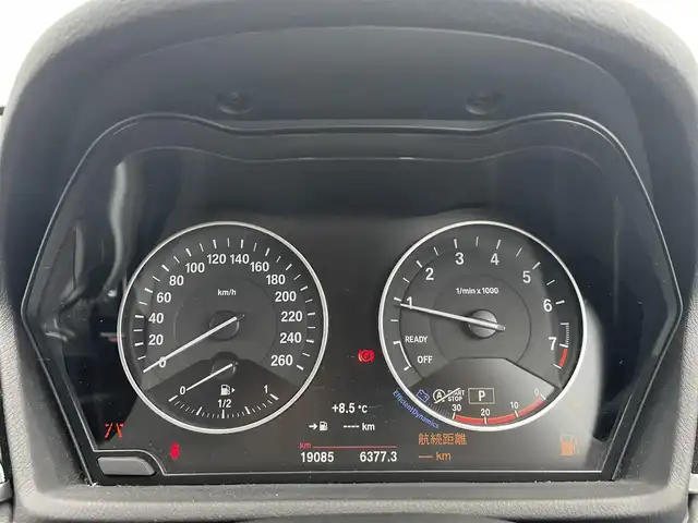 ＢＭＷ Ｘ１ sDrive 18i Xライン 群馬県 2017(平29)年 1.9万km パール 純正ナビ(CD/DVD/Bloutooth/AM/FM)/純正ドライブレコーダー/バックカメラ/ETC/LEDヘッドライト/オートライト/オートマチックハイビーム/ステアリングスイッチ/電動リアゲート/レーンキープアシスト/クルーズコントロール(追従走行)/電動格納ミラー/ルーフレール/純正アルミホイール/コーナーセンサー/USB入力端子/盗難防止機能/横滑り防止/取扱説明書/保証書/スペアキー