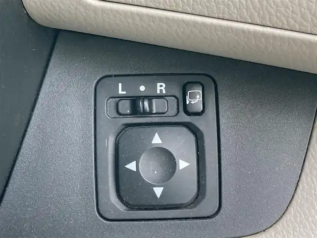 日産 デイズ ルークス X 福岡県 2016(平28)年 4.7万km シルキーローズM アラウンドビューモニター/Bカメラ/フロントカメラ/サイドカメラ/両側パワースライドドア/AM/FM/AUX/純正フロアマット/天井サーキュレーター/横滑り防止装置/盗難防止装置/衝突被害軽減システム/アイドリングストップ/スマートキー