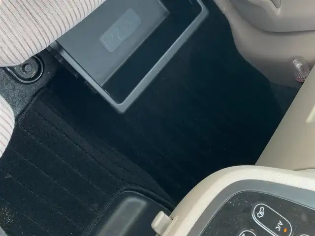 日産 デイズ ルークス X 福岡県 2016(平28)年 4.7万km シルキーローズM アラウンドビューモニター/Bカメラ/フロントカメラ/サイドカメラ/両側パワースライドドア/AM/FM/AUX/純正フロアマット/天井サーキュレーター/横滑り防止装置/盗難防止装置/衝突被害軽減システム/アイドリングストップ/スマートキー