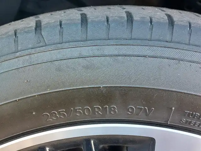 トヨタ ヴェルファイア Z Gエディション 東京都 2019(令1)年 2.9万km ブラック 純正ナビ/　・フルセグＴＶ/　・Bluetooth接続/　・CD/DVD再生/　・AM/FMラジオ/バックカメラ/純正前後室内ドライブレコーダー/トヨタセーフティーセンス/　・プリクラッシュセーフティ/　・レーントレーシングアシスト/　・レーダークルーズコントロール/　・レーンディパーチャーアラート/　・オートマチックハイビーム/　・ロードサインアシスト/パワーシート/エアーシート/シートヒーター/両側パワースライドドア/ステアリングヒーター/ステアリングスイッチ/LEDヘッドライト/プッシュスタート/スマートキー/保証書/取扱説明書