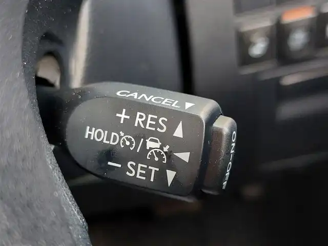 トヨタ ヴェルファイア Z Gエディション 東京都 2019(令1)年 2.9万km ブラック 純正ナビ/　・フルセグＴＶ/　・Bluetooth接続/　・CD/DVD再生/　・AM/FMラジオ/バックカメラ/純正前後室内ドライブレコーダー/トヨタセーフティーセンス/　・プリクラッシュセーフティ/　・レーントレーシングアシスト/　・レーダークルーズコントロール/　・レーンディパーチャーアラート/　・オートマチックハイビーム/　・ロードサインアシスト/パワーシート/エアーシート/シートヒーター/両側パワースライドドア/ステアリングヒーター/ステアリングスイッチ/LEDヘッドライト/プッシュスタート/スマートキー/保証書/取扱説明書