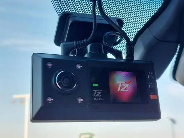 トヨタ ヴェルファイア Z Gエディション 東京都 2019(令1)年 2.9万km ブラック 純正ナビ/　・フルセグＴＶ/　・Bluetooth接続/　・CD/DVD再生/　・AM/FMラジオ/バックカメラ/純正前後室内ドライブレコーダー/トヨタセーフティーセンス/　・プリクラッシュセーフティ/　・レーントレーシングアシスト/　・レーダークルーズコントロール/　・レーンディパーチャーアラート/　・オートマチックハイビーム/　・ロードサインアシスト/パワーシート/エアーシート/シートヒーター/両側パワースライドドア/ステアリングヒーター/ステアリングスイッチ/LEDヘッドライト/プッシュスタート/スマートキー/保証書/取扱説明書