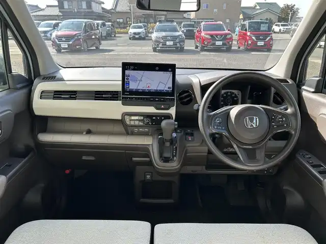 ホンダ Ｎ ＷＧＮ L 熊本県 2023(令5)年 1.6万km フィヨルドミストパール 純正SDナビ/CD/DVD/AM/FM/Bluetooth/MusicRack/SD/USB/フルセグTV/ホンダセンシング/・車線維持支援機能/・衝突軽減ブレーキ/・アダプティブクルーズコントロール/・先行車発信お知らせ機能/・路外逸脱抑制システム/・標識認識機能/バックカメラ/横滑り防止機能/盗難防止装置/エアバッグW＋サイド/カーテンエアバッグ/ステアリングスイッチ/電動格納ミラー/・ウィンカーミラー/電動パーキングブレーキ/ブレーキホールド/プッシュスタートボタン/アイドリングストップ/シートヒーター/LEDヘッドライト/・ヘッドライトレベライザー/・オートライト/スマートキー/スペアキー1本/純正フロアマット/純正ドアバイザー